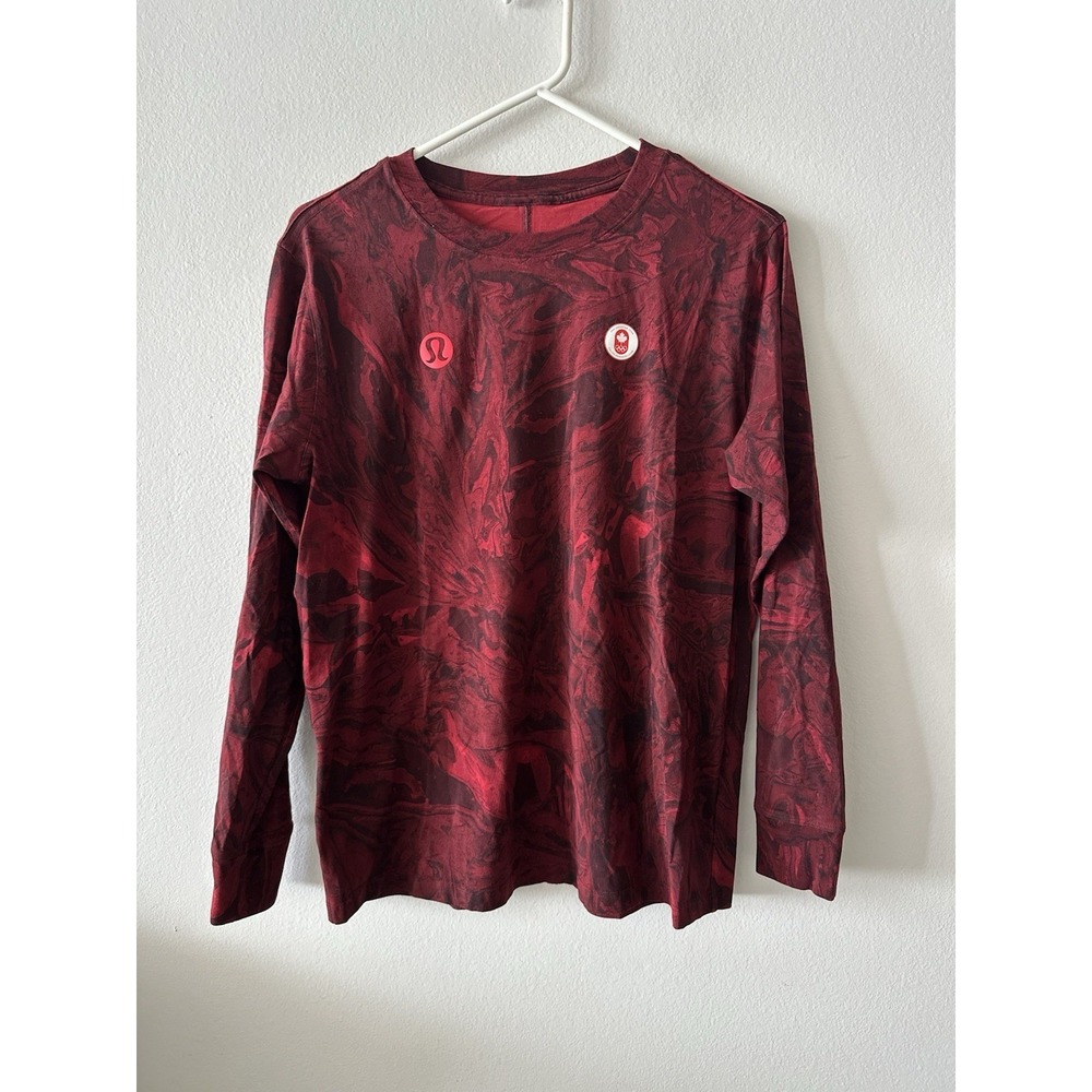 Lululemon Women's Abstract Red Long Sleeve Top Athlete Issued Team Canada Large